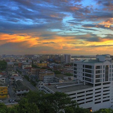 Hotel Kooler Inn Kota Kinabalu Buitenkant foto